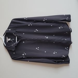 H&M dark grey floral button down collared shirt